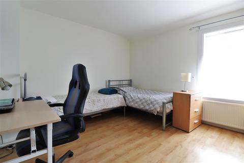 33 Cedar Road, Dartford, DA1 2SF
