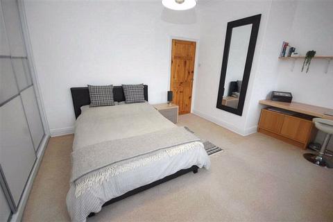 2 Back Knowl Road, Mirfield, WF14 9SA