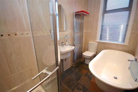 2 Back Knowl Road, Mirfield, WF14 9SA