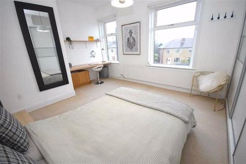 2 Back Knowl Road, Mirfield, WF14 9SA