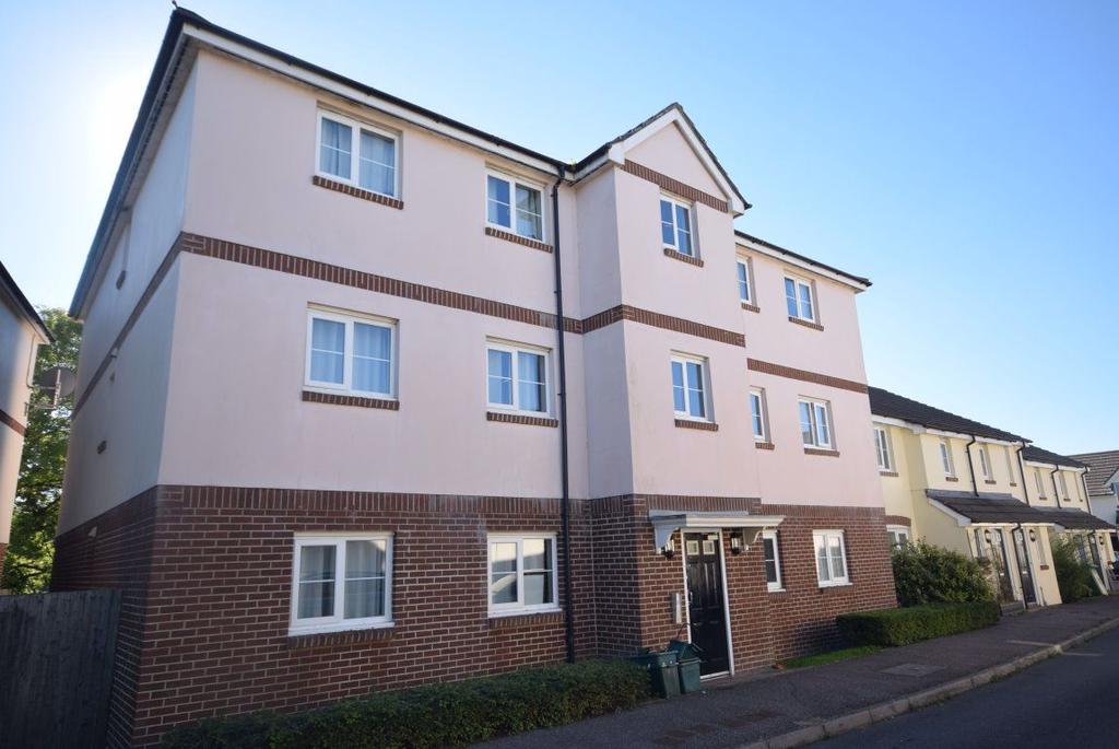 Buckland Close, Bideford, Devon 2 bed flat £595 pcm (£137 pw)