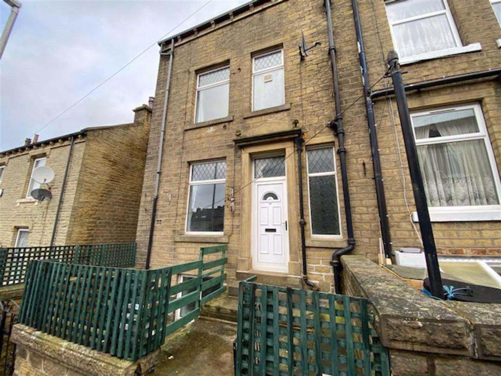Dean Street, West Vale, Halifax, HX4 2 bed terraced house £550 pcm (£127 pw)