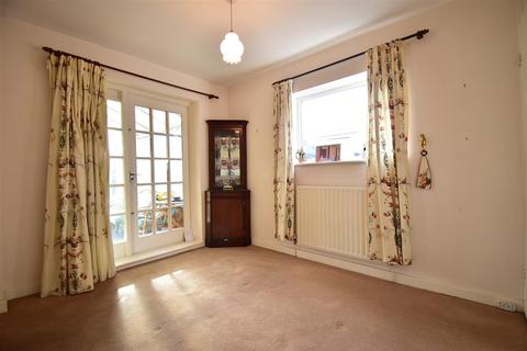 9 Cornelia Crescent, Shrewsbury, SY2 5LZ