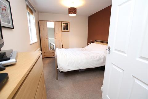 15 Barle Close, Exeter, EX2 7RD