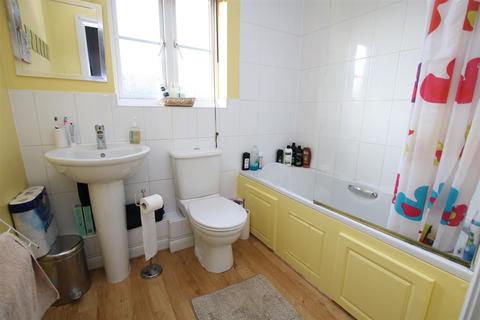 15 Barle Close, Exeter, EX2 7RD
