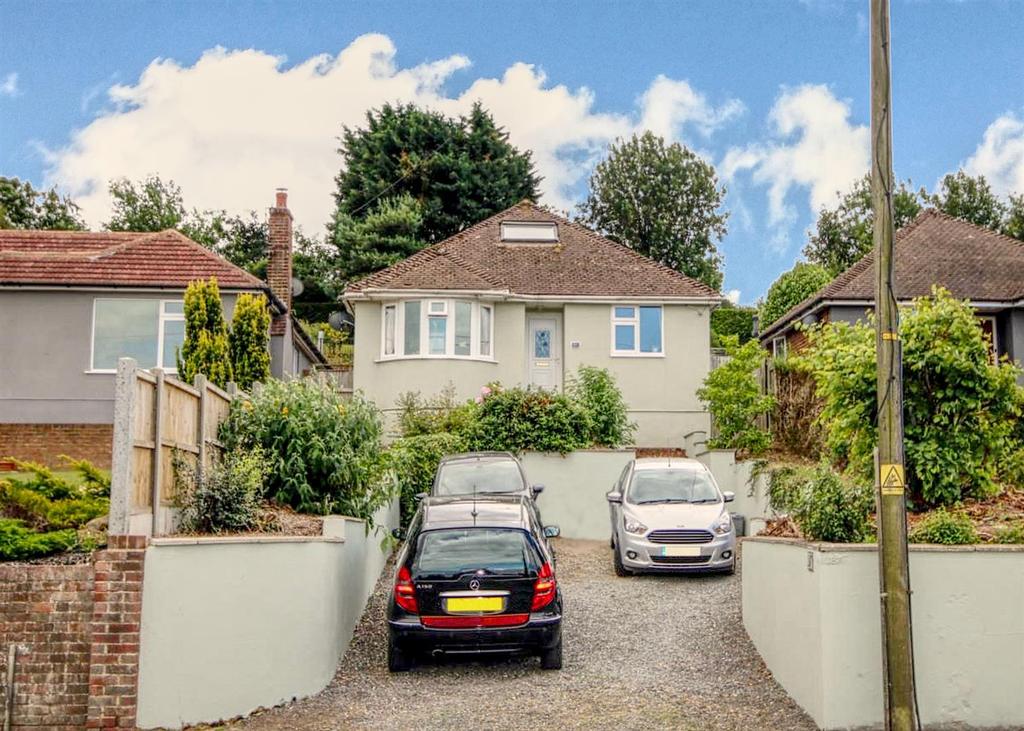 Ashford Road, Canterbury 4 bed detached house £499,950