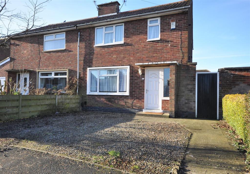 Wains Road, Dringhouses, York, YO24 2UB 2 bed semidetached house £