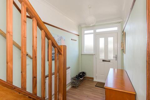 83 Ewell By Pass, Epsom, KT17 2PY