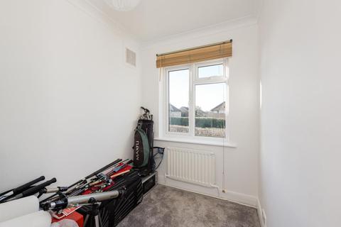 83 Ewell By Pass, Epsom, KT17 2PY