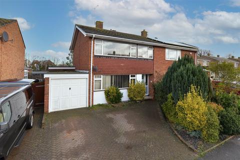 87 Forest Road, Paddock Wood, Tonbridge, TN12 6JX