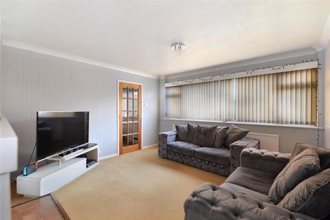 87 Forest Road, Paddock Wood, Tonbridge, TN12 6JX