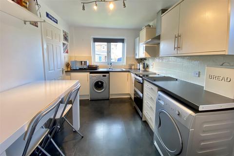 39 Ascot Drive, Grantham, NG31 9TB