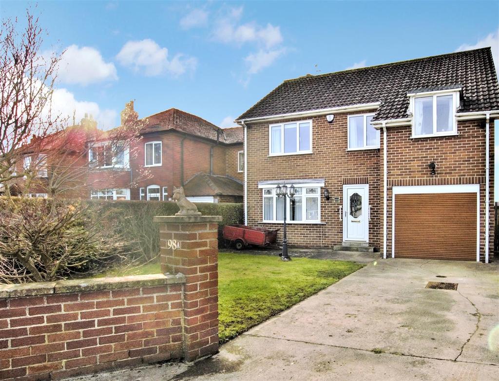 98a Welham Road, Norton, Malton, YO17... 4 bed house £895 pcm (£207 pw)