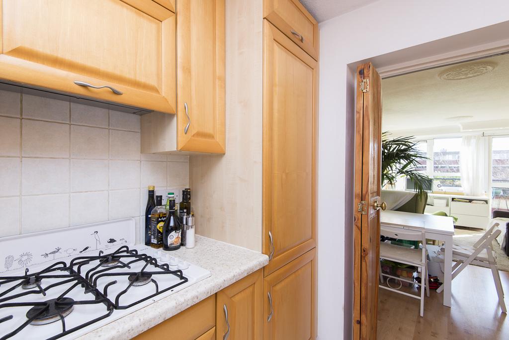 Goulden House, SW11 1 bed flat £1,300 pcm (£300 pw)