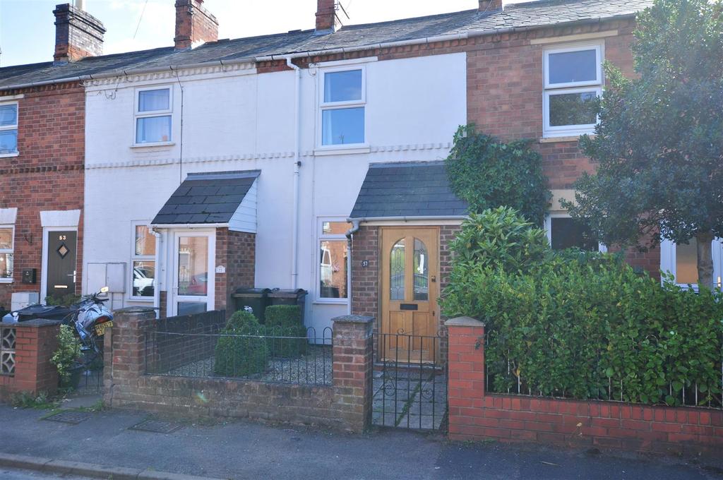 Belmont Road, Malvern 2 bed terraced house £650 pcm (£150 pw)