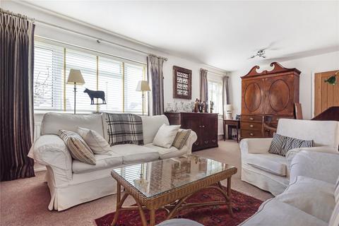 8 Burleigh View, Bussage, Stroud, GL6 8DD