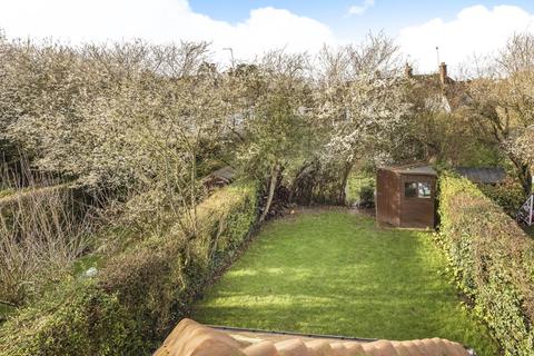 31 Hogarth Hill, London, NW11 6AY