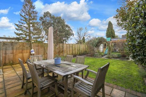 20 Westbury Lane, Buckhurst Hill, IG9 5PL