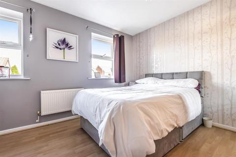 2 Charlock Close, Leigh, WN7 3LG