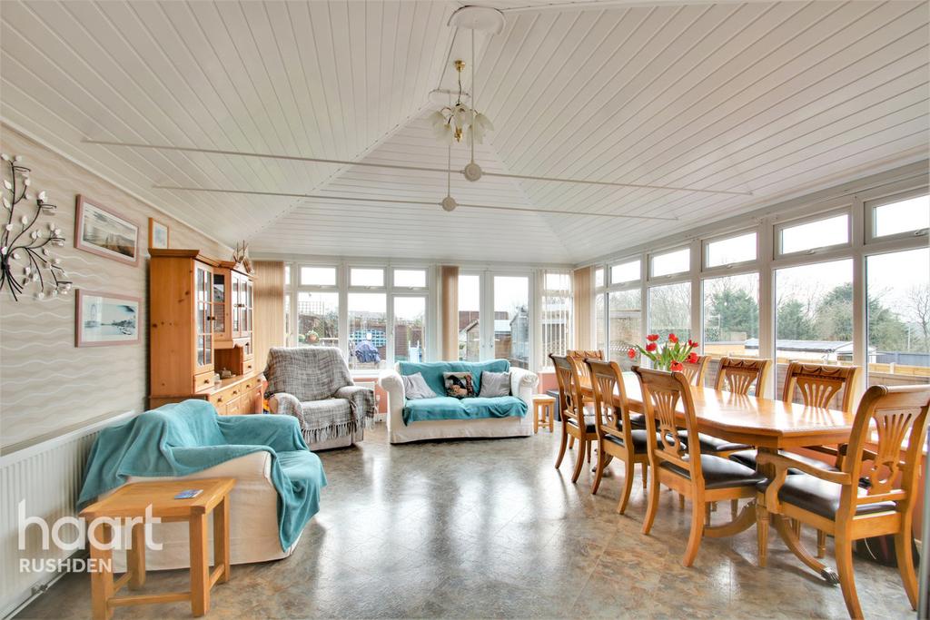 Wharf Road, Higham Ferrers 3 bed semidetached house £289,000