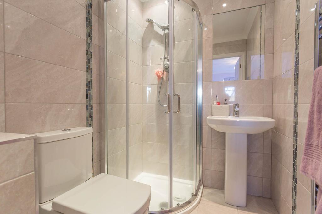 Re-fitted En-suite