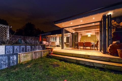57 Chinbrook Road, London, SE12 9TT