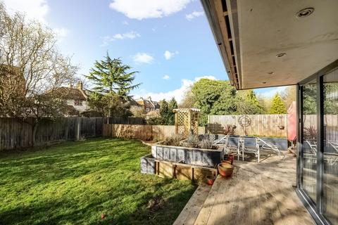 57 Chinbrook Road, London, SE12 9TT