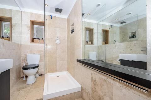 57 Chinbrook Road, London, SE12 9TT