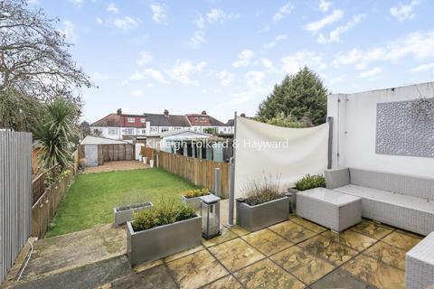 181 Langley Way, West Wickham, BR4 0DN