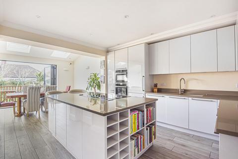 48 Mainridge Road, Chislehurst, BR7 6DW