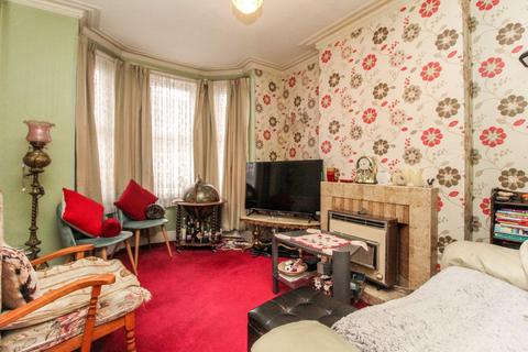 22 Hurst Grove, Bedford, MK40 4DP