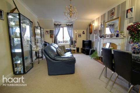 2 bedroom apartment for sale, Crawthorne Road, Peterborough