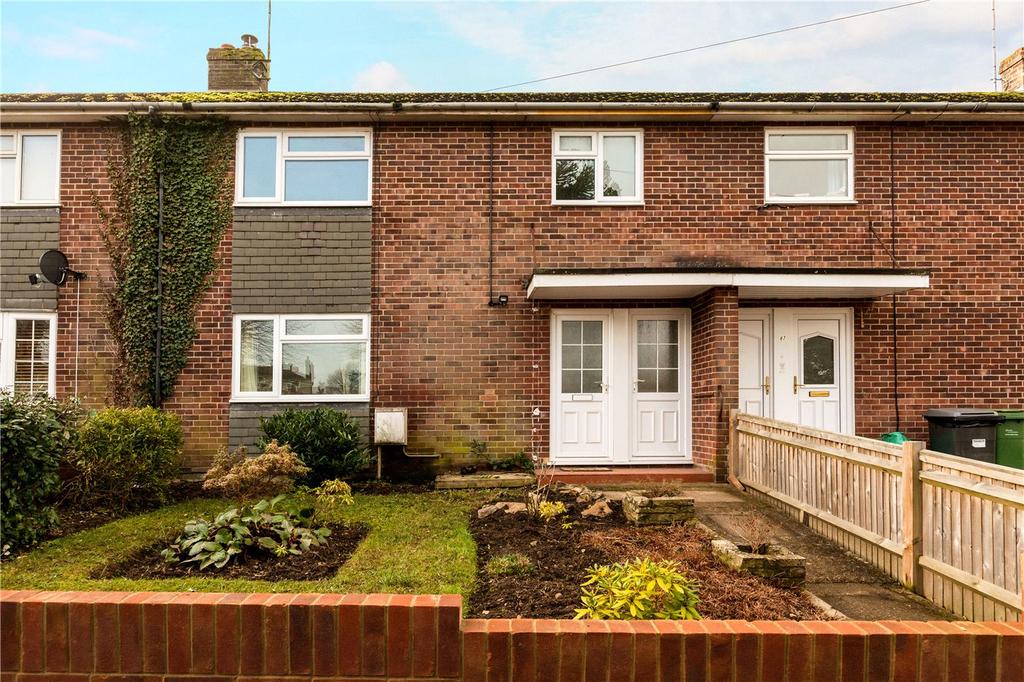 Old Newtown Road, Newbury, Berkshire, RG14 3 bed terraced house £299,000