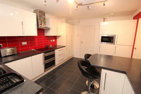7 Borman Close, Leigh-on-sea, SS9 5UJ