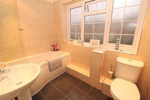 7 Borman Close, Leigh-on-sea, SS9 5UJ