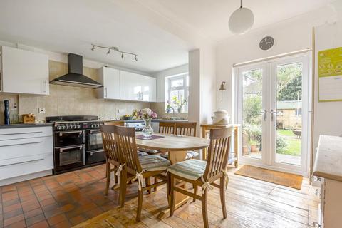 64 Beaconsfield Road, London, SE9 4DP