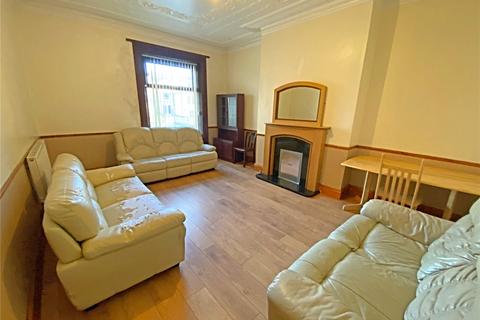 31 Pemberton Drive, Bradford, BD7 1RA