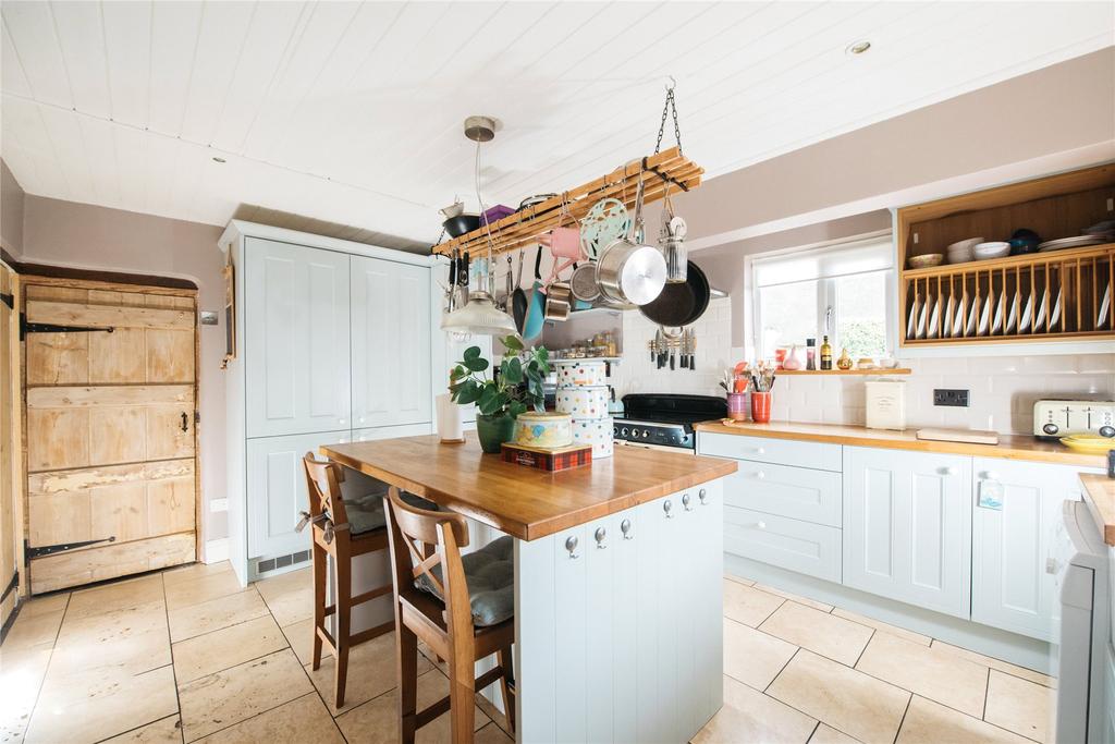 Kitchen/Breakfast Rm