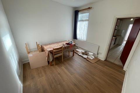 undefined, Tachbrook Road, Southall, UB2