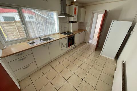 undefined, Tachbrook Road, Southall, UB2