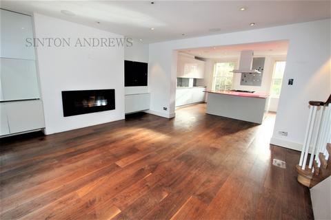 19 The Park, London, W5 5NL