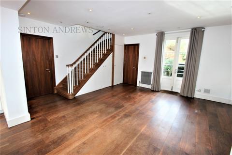 19 The Park, London, W5 5NL