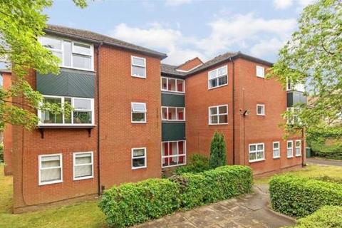 2 Lime Tree Place, St Albans, AL1 3BD