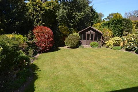 12 Burleigh Park, Cobham, KT11 2DU