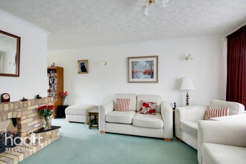 3 Marlowe Close, Stevenage, SG2 0JJ