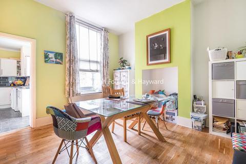 70 Arran Road, London, SE6 2NN