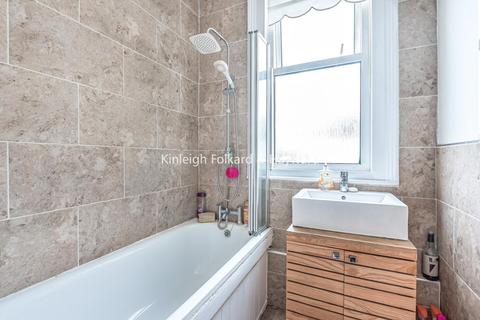 70 Arran Road, London, SE6 2NN