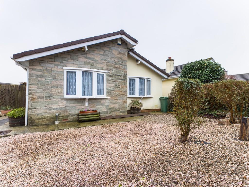 Ash Way, Newton Abbot, TQ12 2 bed detached bungalow £295,000