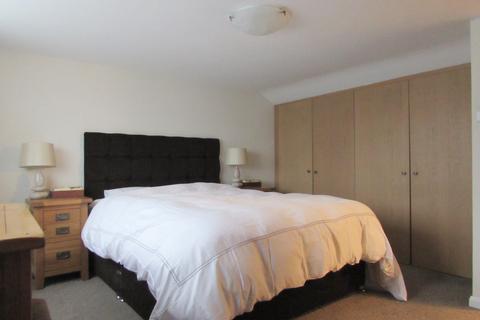 40 Cambridge Road, Carshalton, SM5 3QS