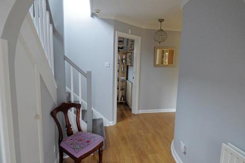 9 Caesars Way, Broadstone, BH18 9DP